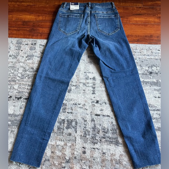 ZARA Z1975 MID RISE RIPPED SKINNY JEAN NEW SIZE 4 - Picture 2 of 5